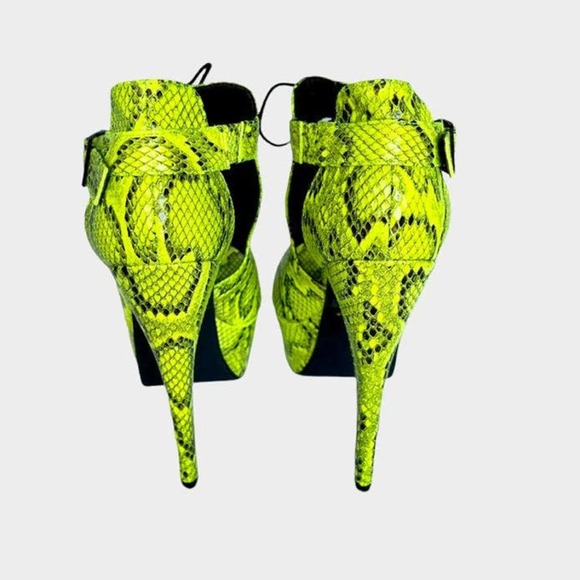 💎✨SALE✨💎BRAND NEW DOLLHOUSE Metro LIMSNK - Picture 7 of 7